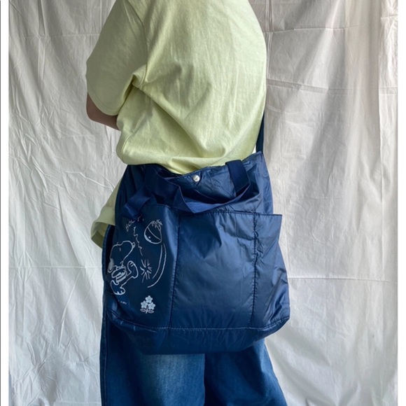 Snoopy 2 way crossbody tote bag japan - Picture 5 of 6